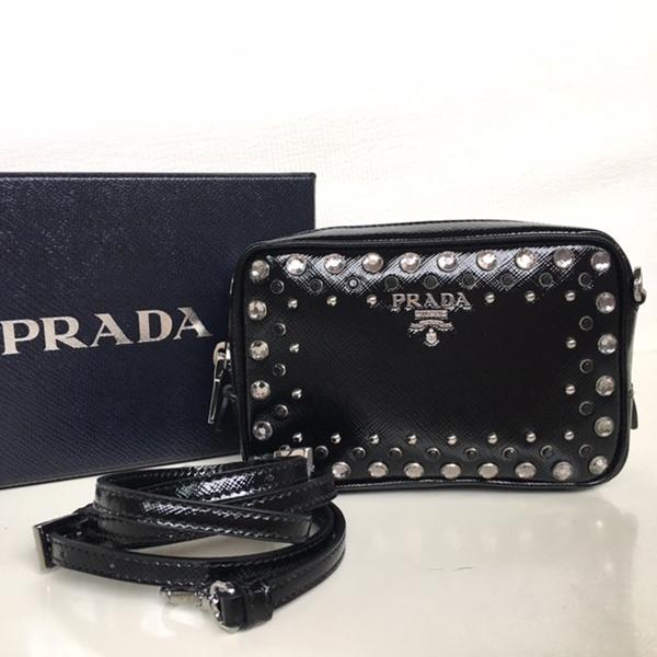 素敵♪♪☆《PRADA》プラダスーパーコピークリスタルビジュー ミニショルダー (黒)7062801